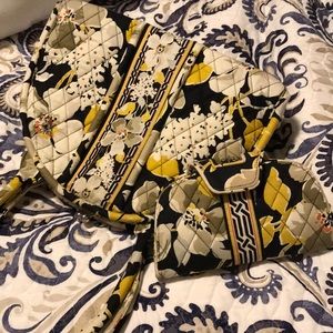 Vera Bradley Eloise Dogwood Purse & Wallet